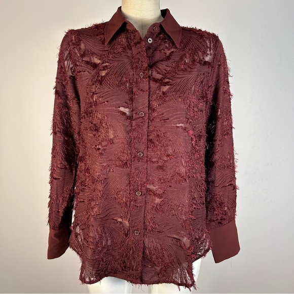 ❤️ H&M Burgundy Textured Button-Down Blouse S - Picture 1 of 10